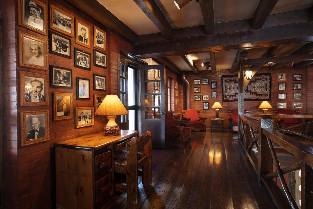 El Rancho Hotel