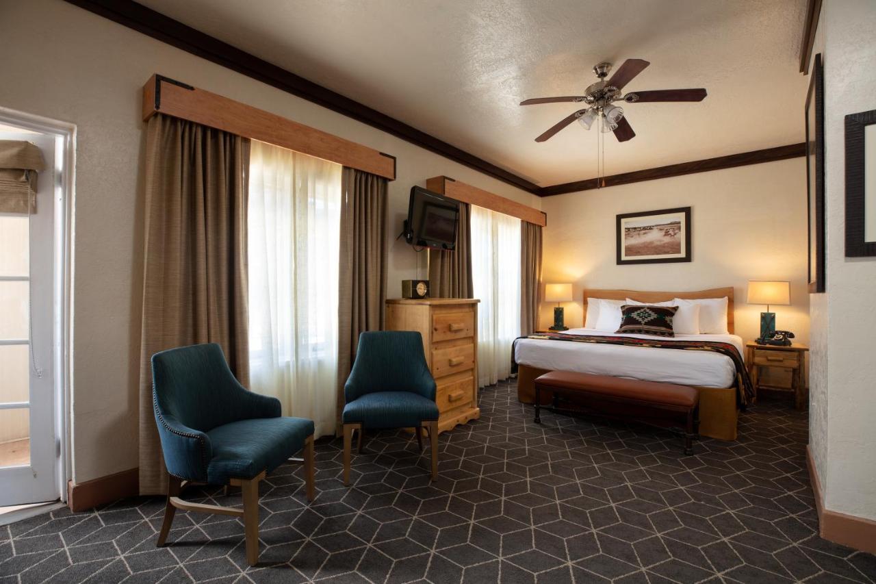 El Rancho Hotel